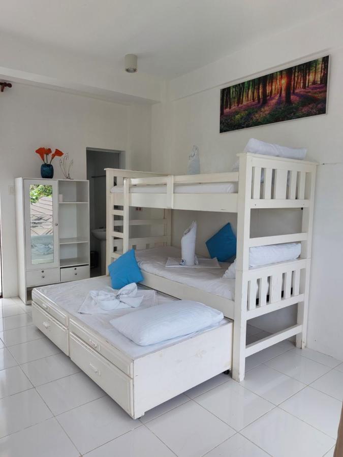 Rrj'S Beach Resort Oslob Eksteriør billede